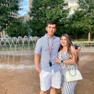 Meet your Posher, Diego